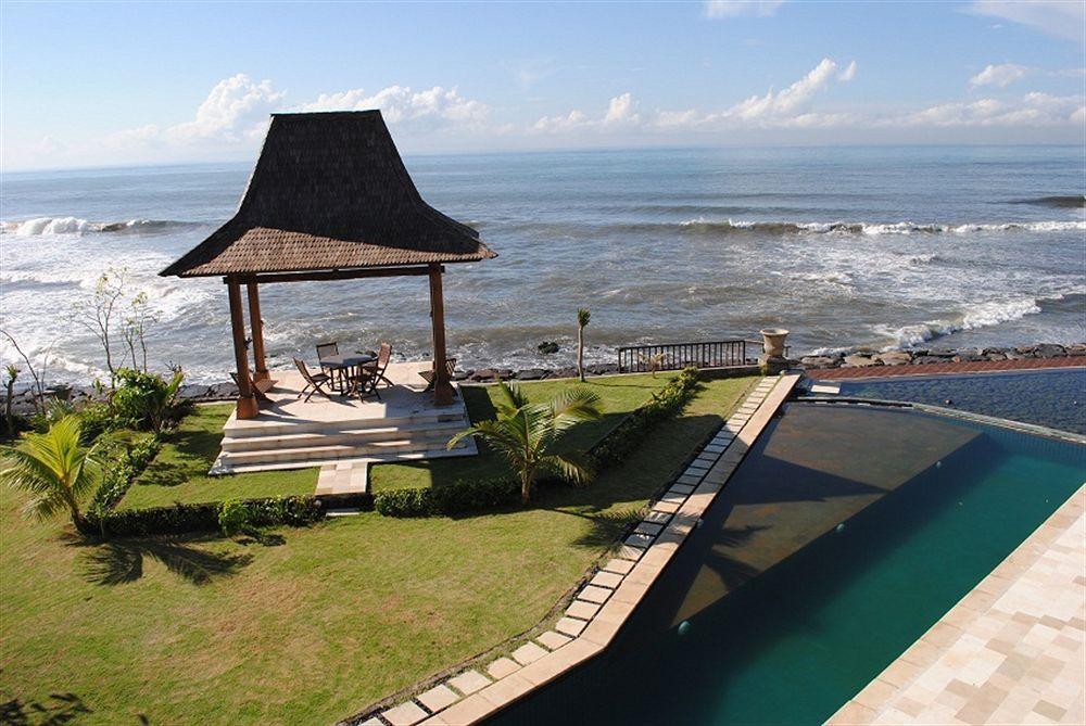Suarti Resort, Villas & Gallery Ketewel Exteriér fotografie