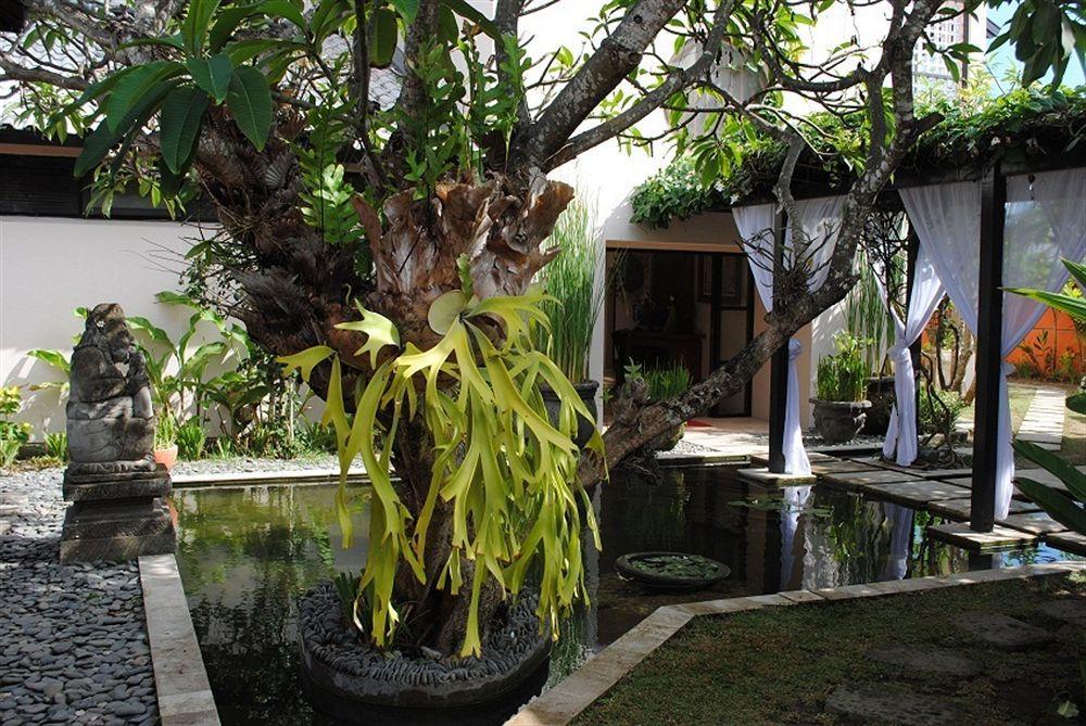 Suarti Resort, Villas & Gallery Ketewel Exteriér fotografie