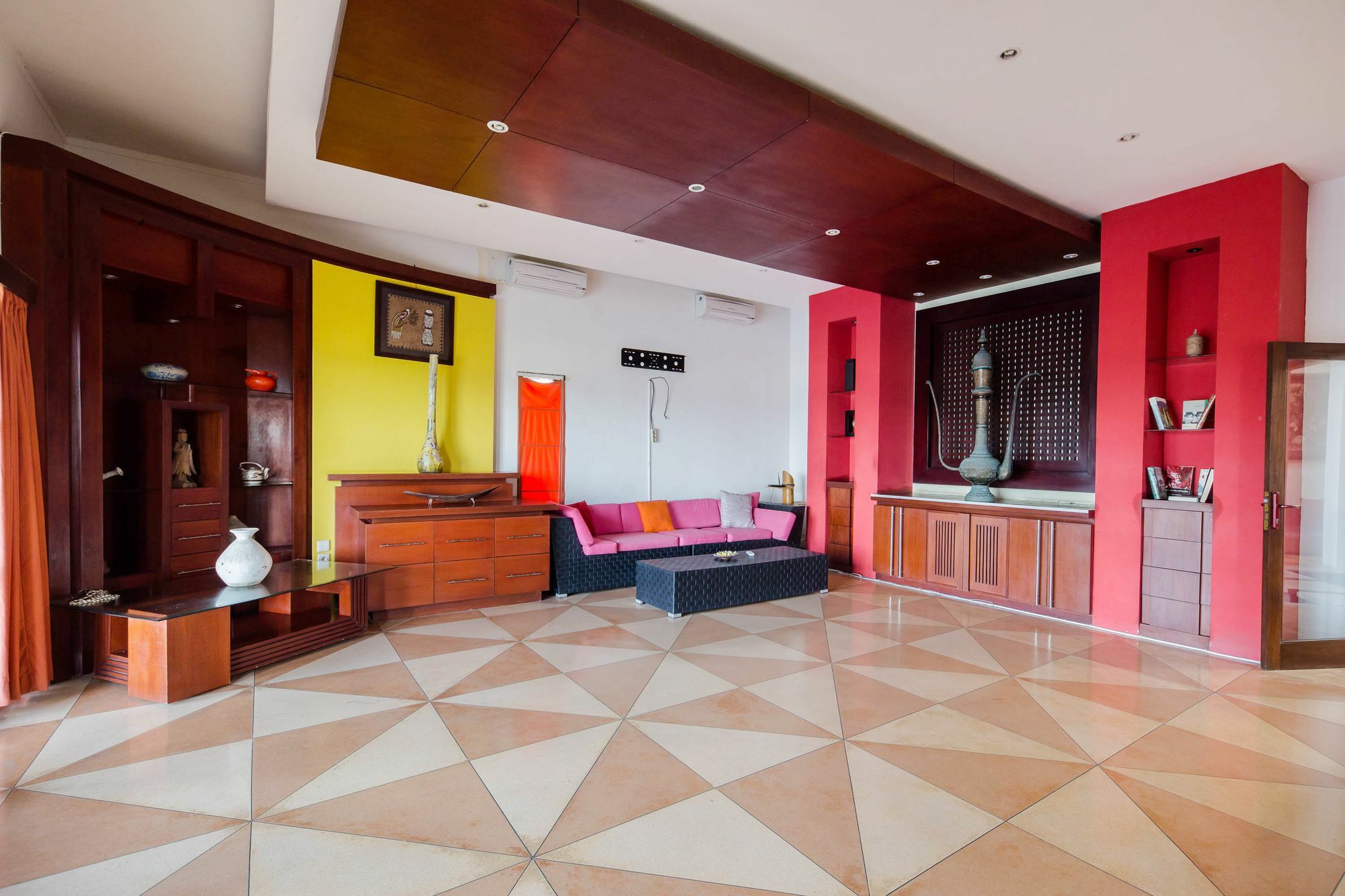 Suarti Resort, Villas & Gallery Ketewel Exteriér fotografie