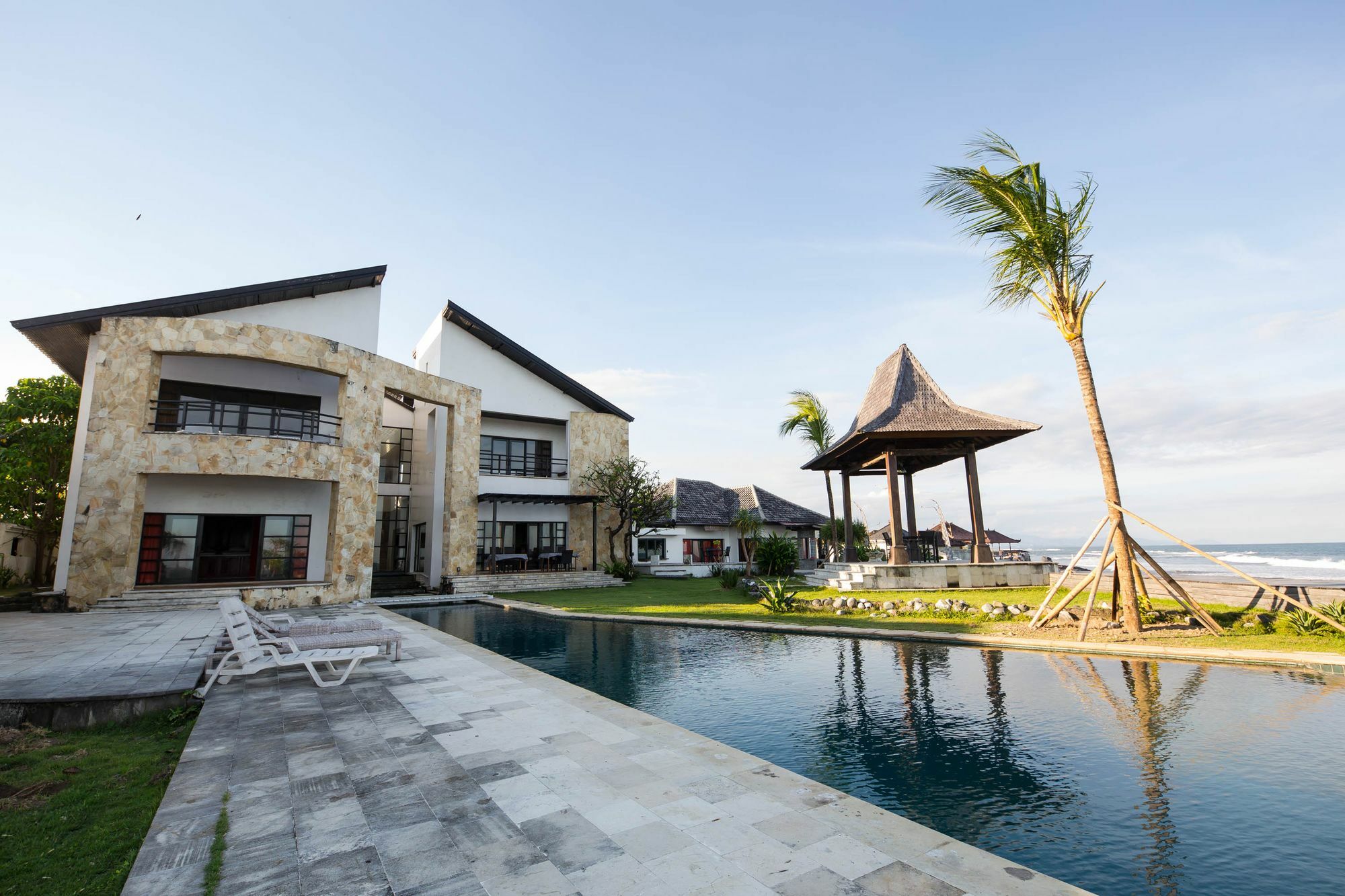 Suarti Resort, Villas & Gallery Ketewel Exteriér fotografie